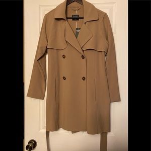 Abercrombie & Fitch Trench Coat